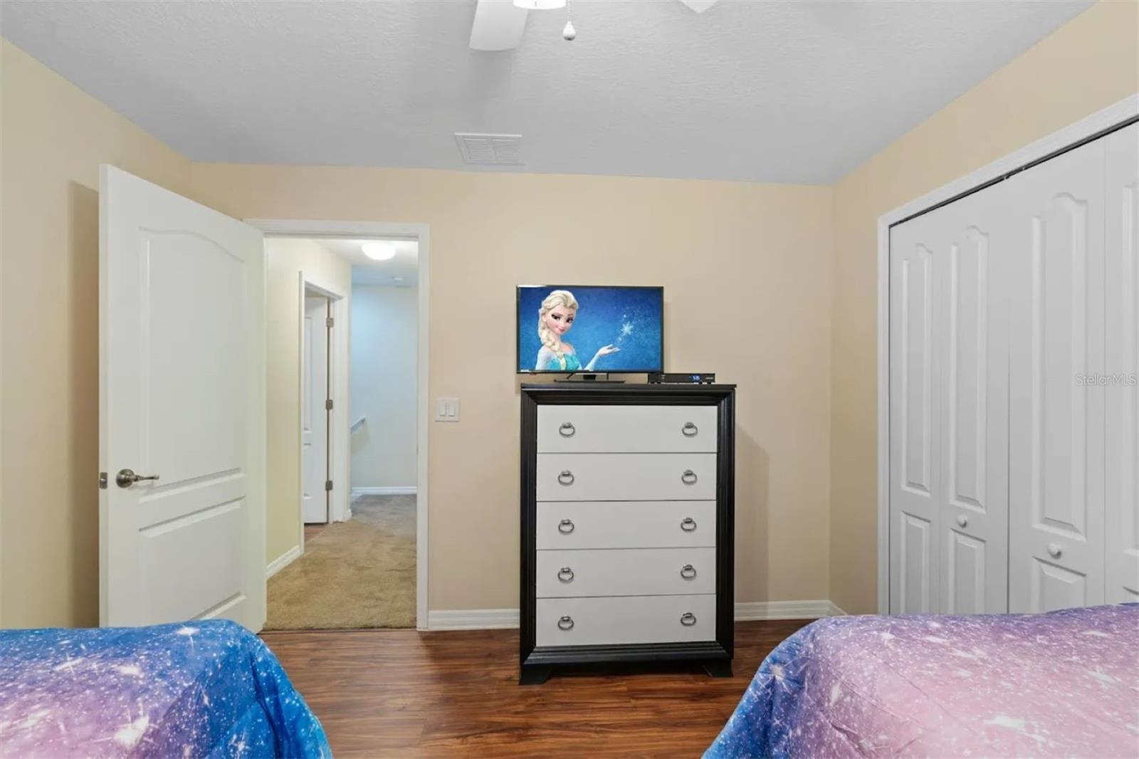 Image 19 of 46 For 3071 Beach Palm Avenue