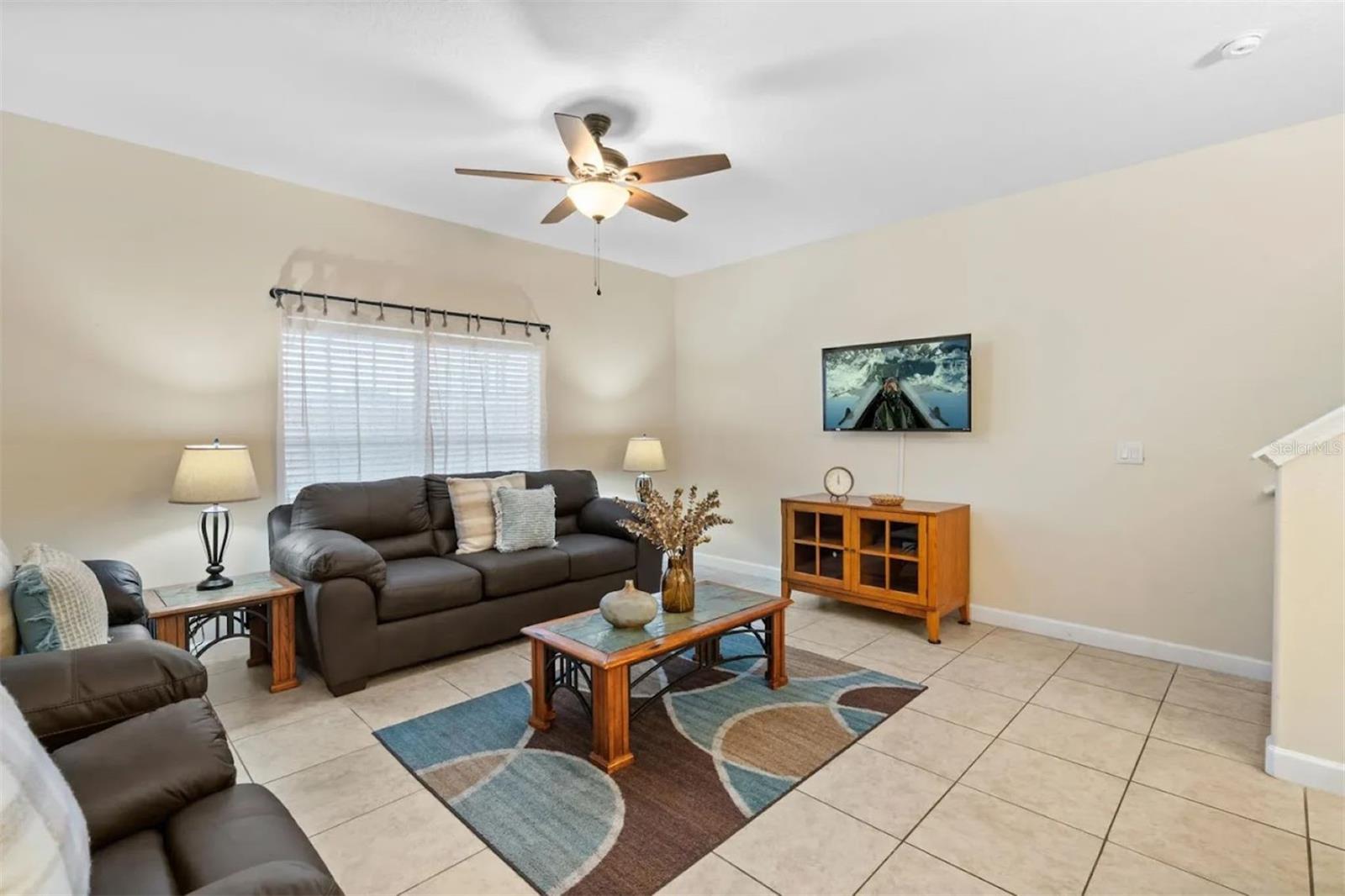 Image 3 of 46 For 3071 Beach Palm Avenue