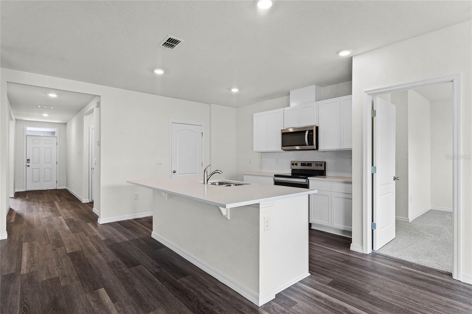 Image 6 of 33 For 5539 Hayloft Drive
