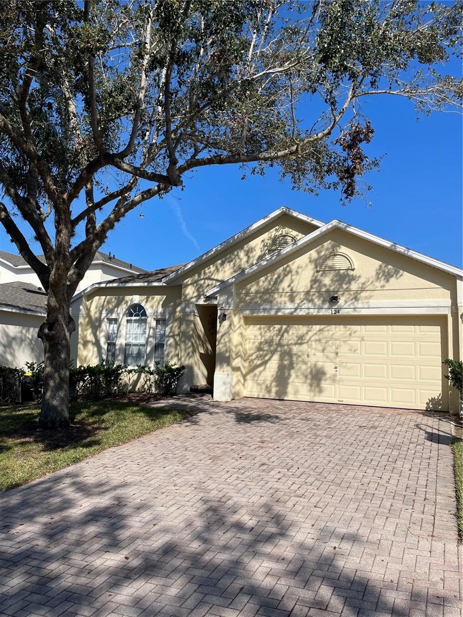 Details for 124 Lancaster Drive, DAVENPORT, FL 33897