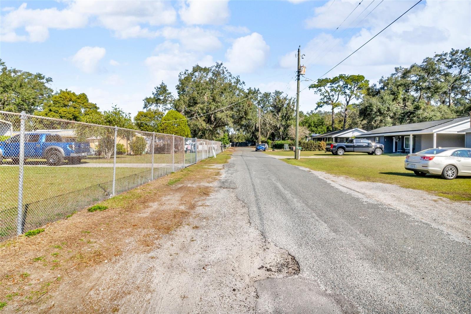 Image 10 of 13 For Sharewood Drive