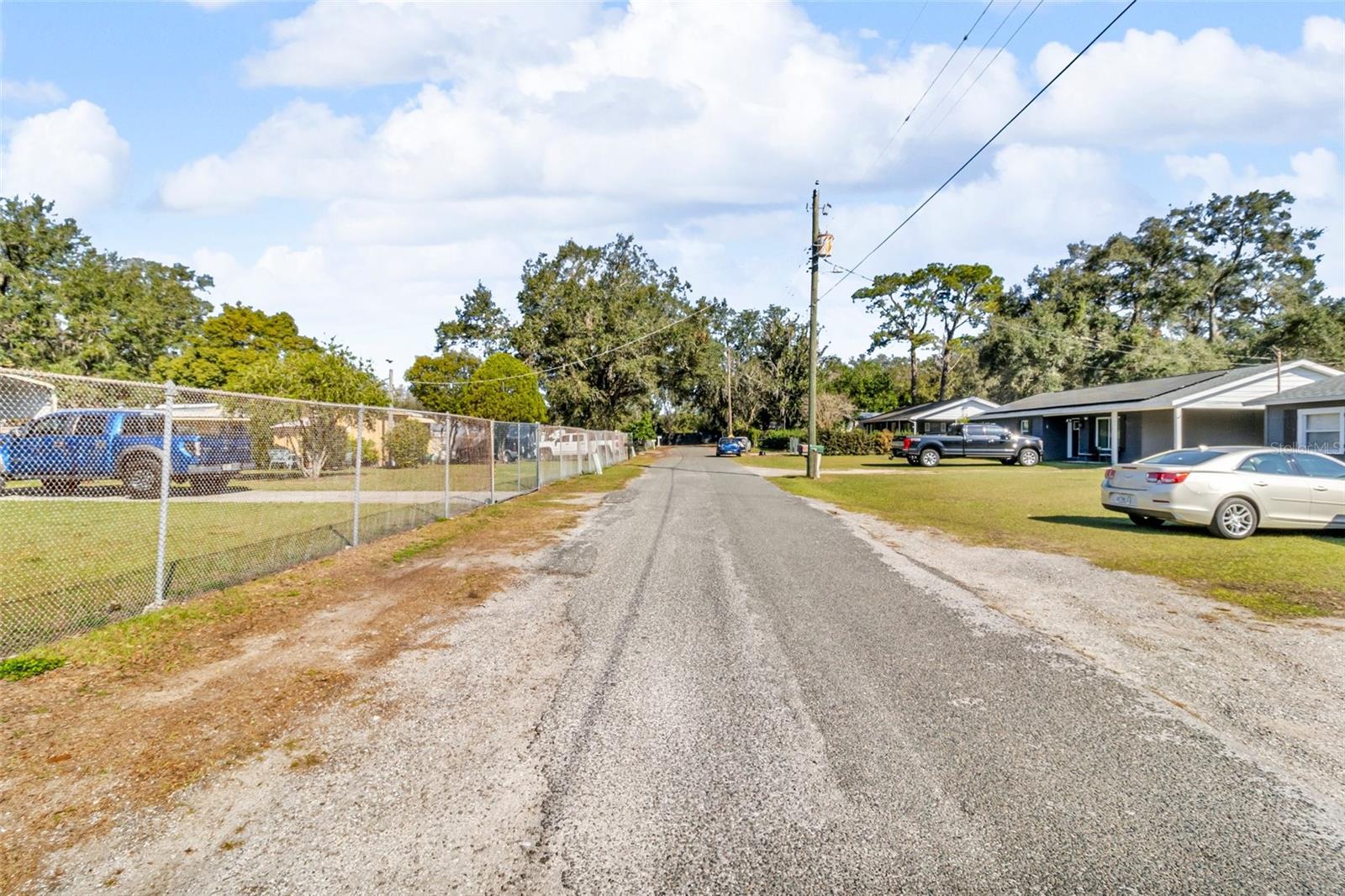 Image 11 of 13 For Sharewood Drive