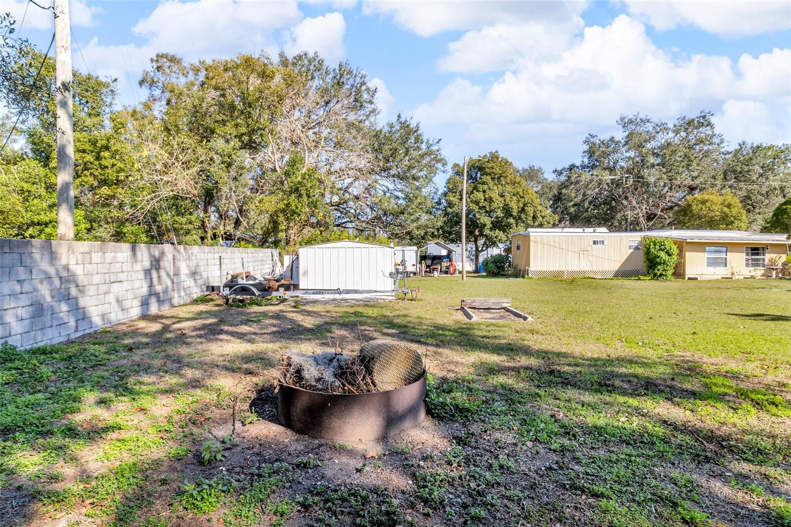 Image 4 of 13 For Sharewood Drive