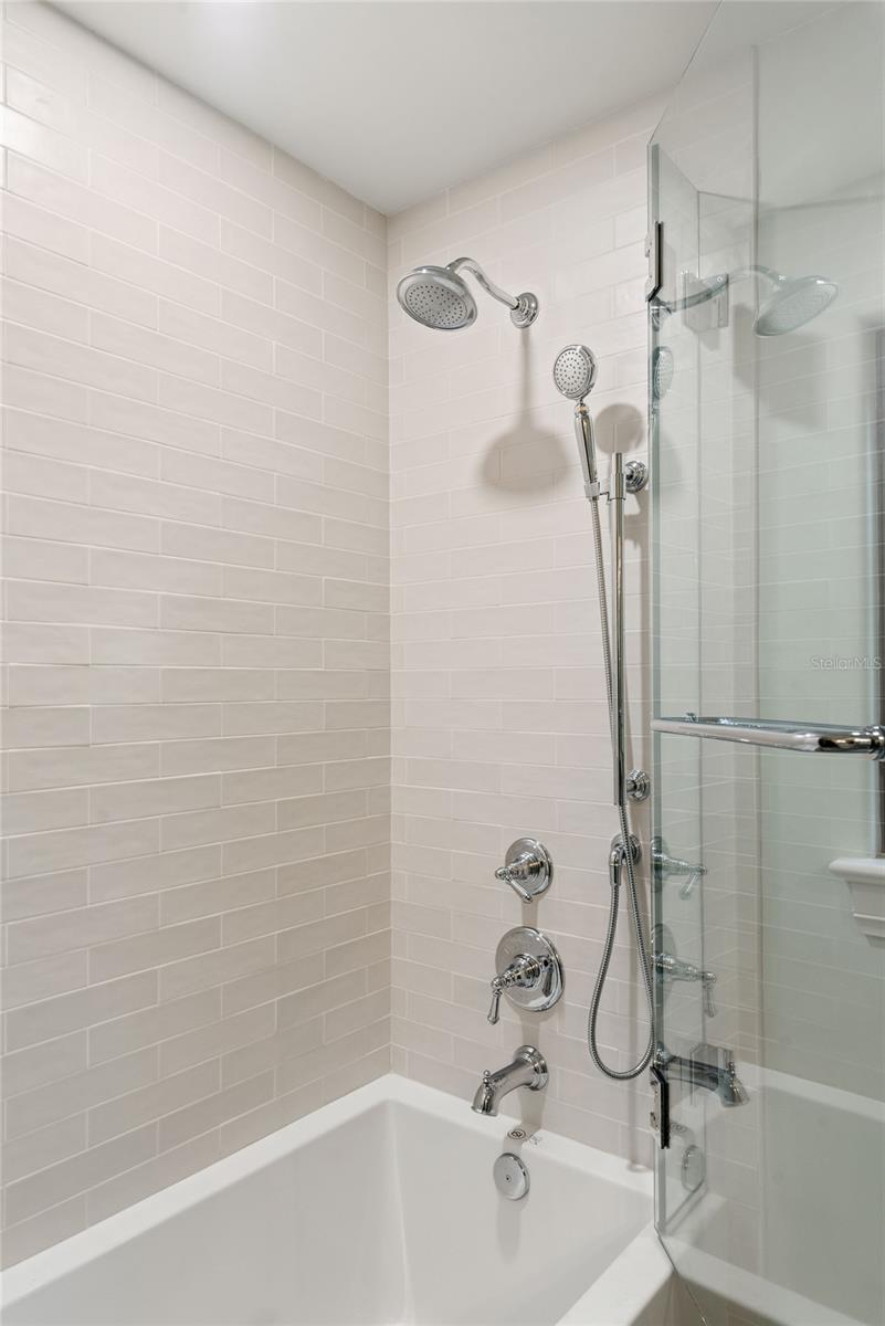 Image 35 of 50 For 909 Seminole Drive