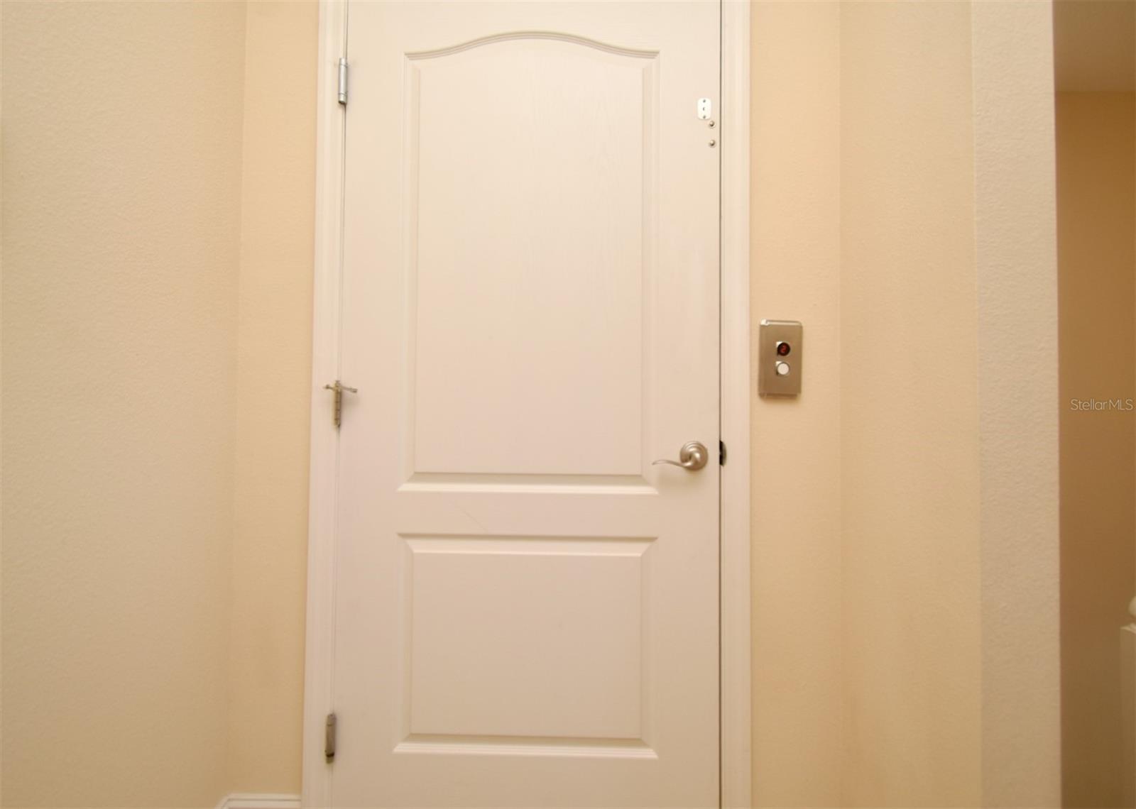 Image 11 of 36 For 4401 Messina Drive