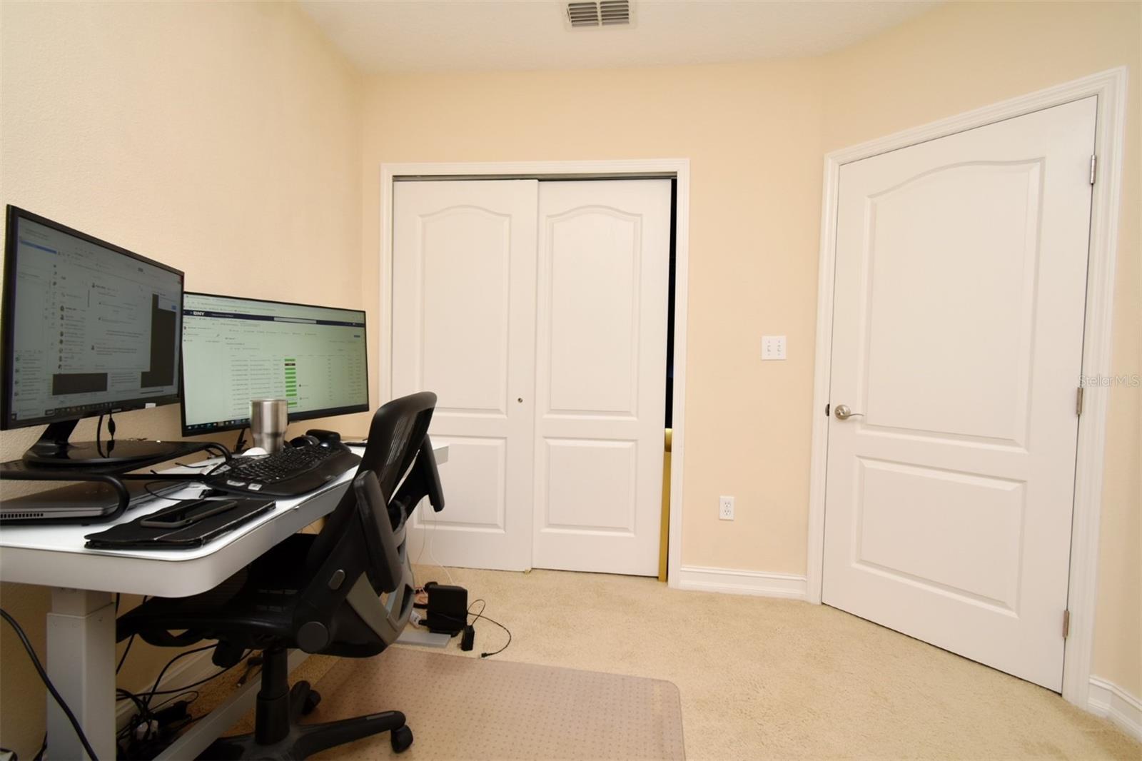 Image 14 of 36 For 4401 Messina Drive