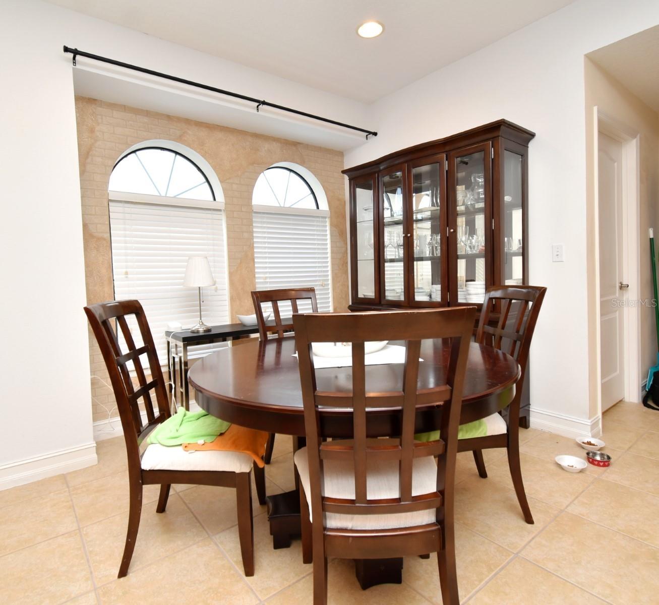 Image 5 of 36 For 4401 Messina Drive