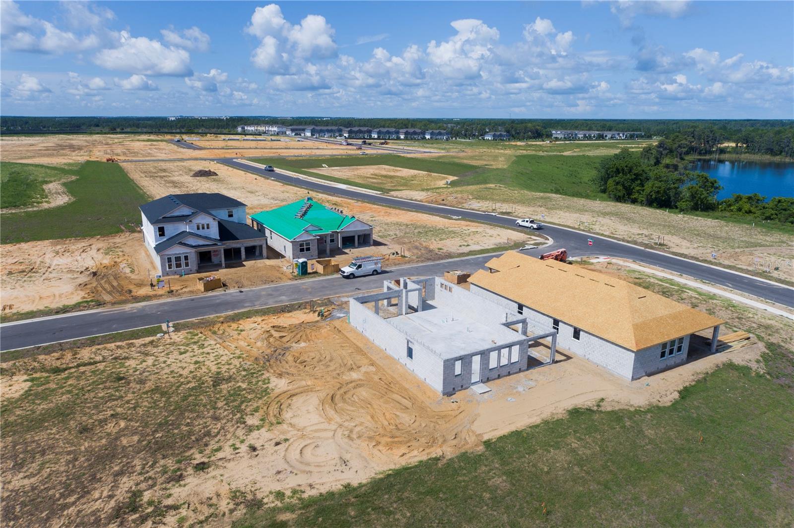 Image 17 of 20 For 16880 Muskgrass Drive