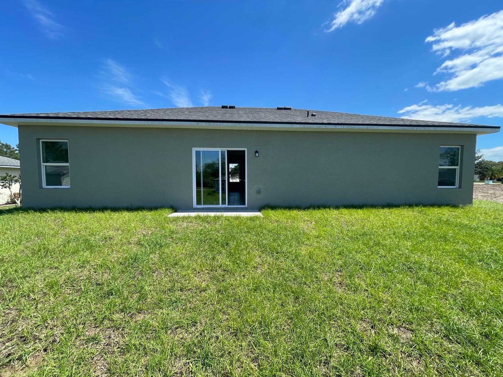 Listing photo id 20 for 3268 Montgomery Lane