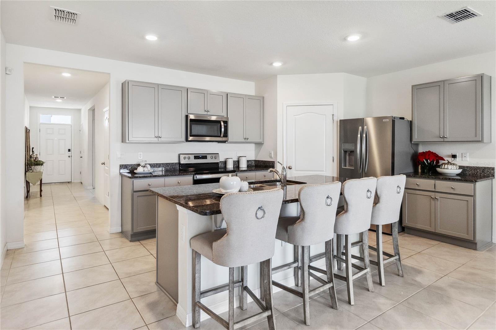 Image 11 of 35 For 9537 Black Walnut Drive