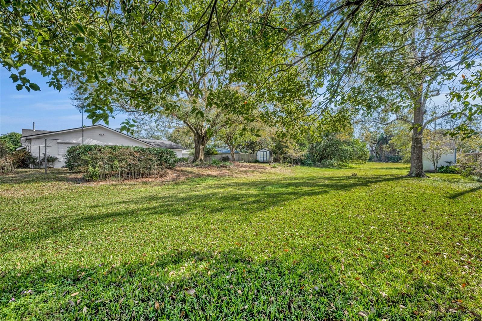 Image 18 of 19 For 2642 Tierra Cir