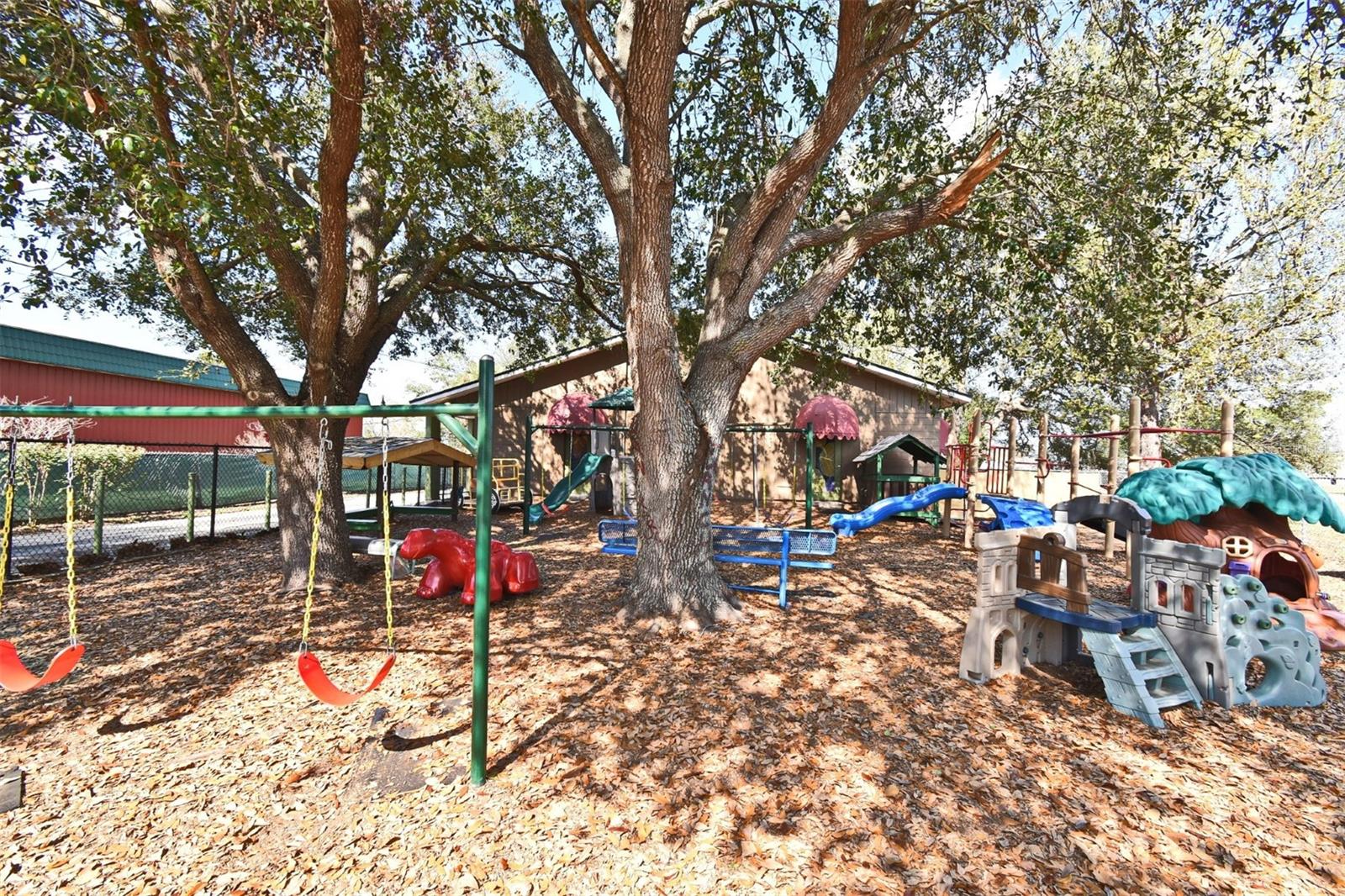 Image 12 of 53 For 7651 Valencia College Lane