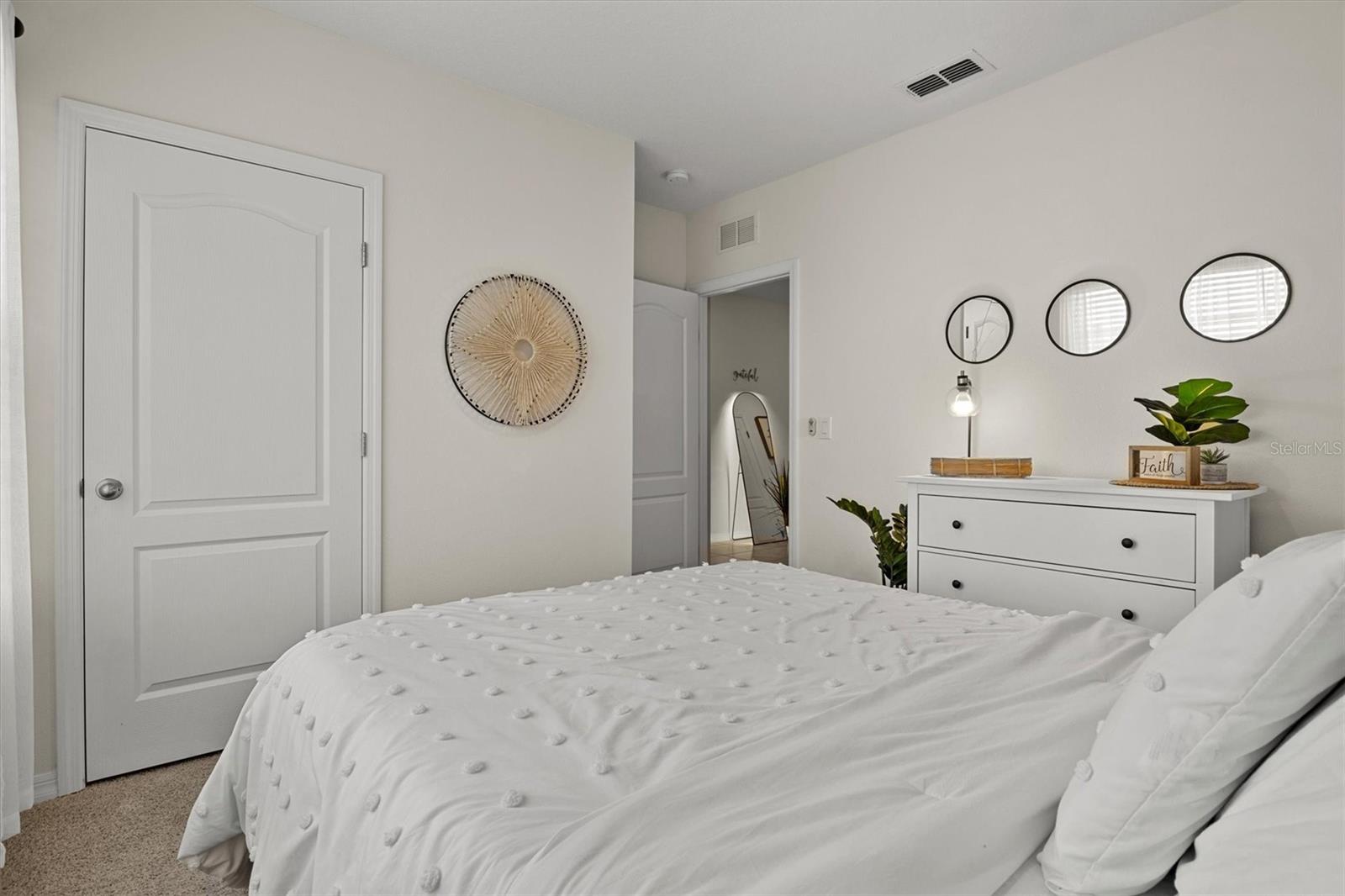 Image 21 of 31 For 337 Regency Ridge Drive