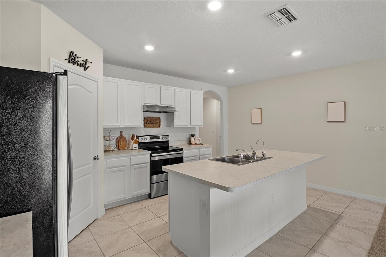 Image 9 of 31 For 337 Regency Ridge Drive
