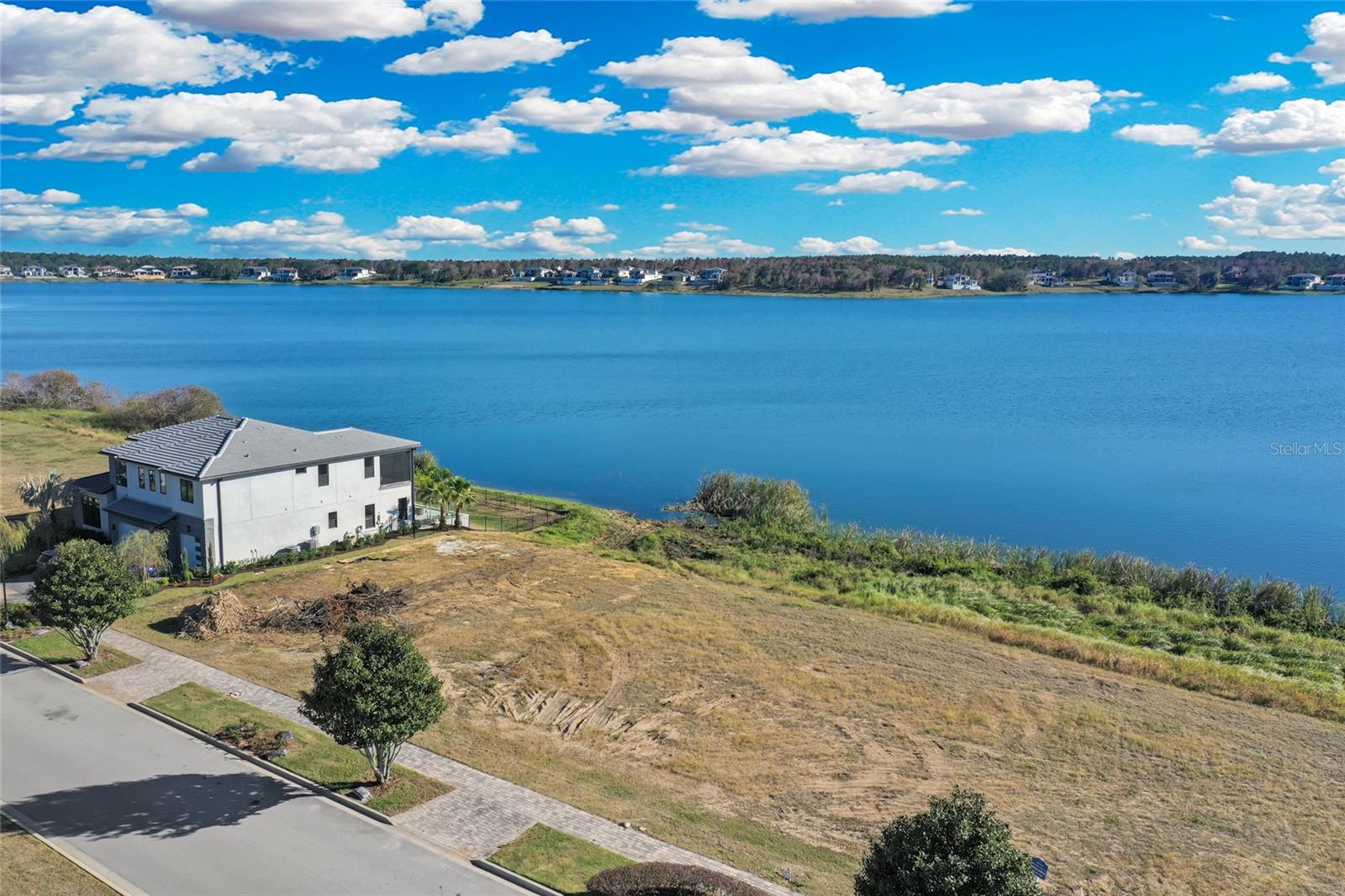 Image 4 of 89 For 16626 Bolsena Drive