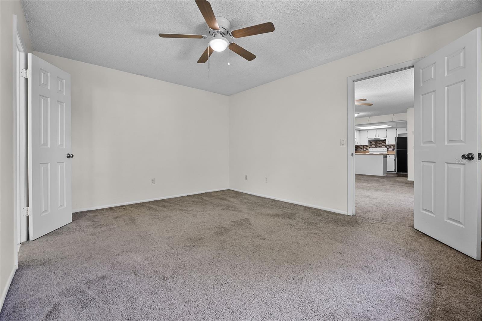 Image 13 of 17 For 96 Windtree Lane 203