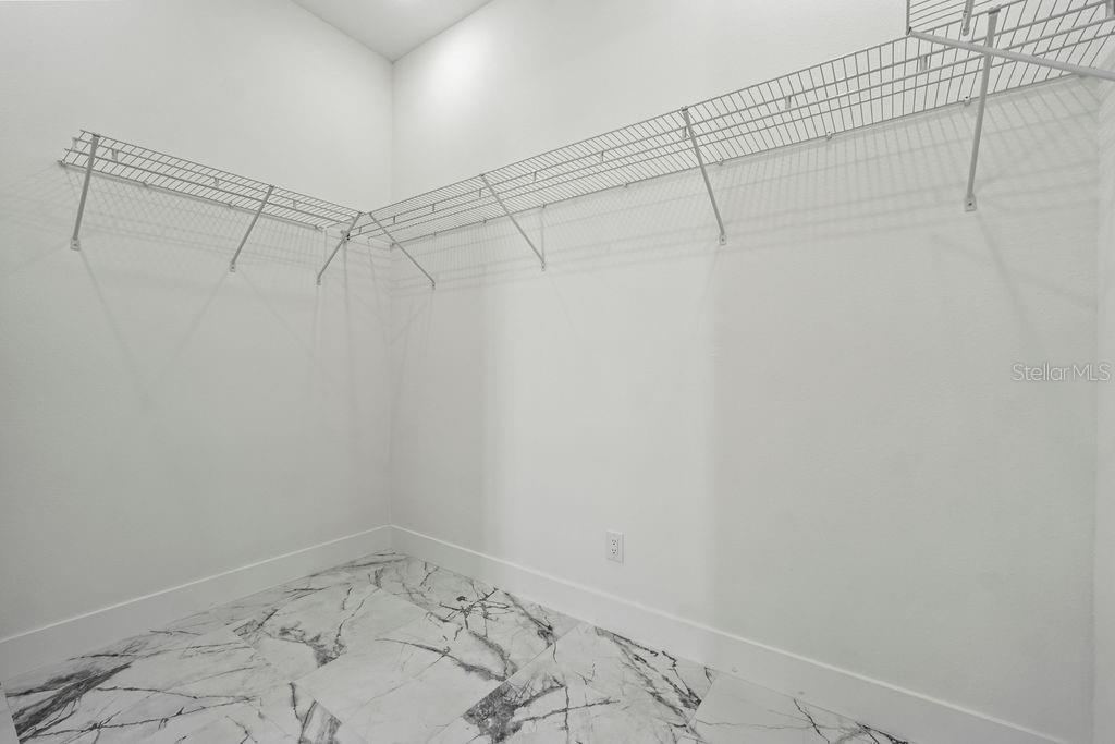 Image 61 of 74 For 336 Caladium Avenue