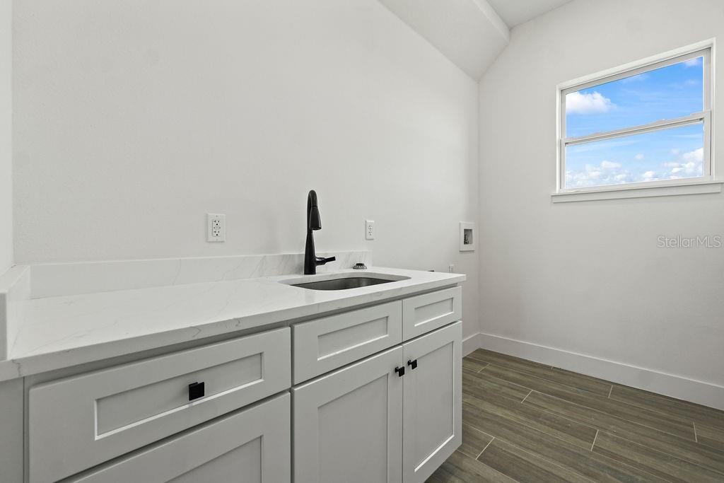 Image 63 of 74 For 336 Caladium Avenue