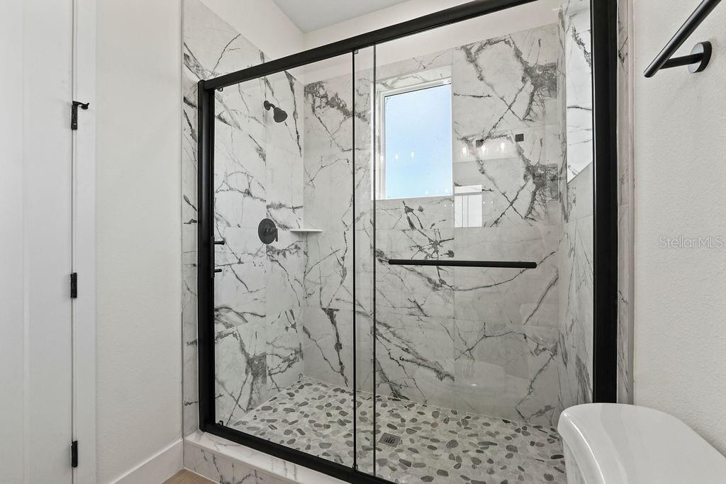 Image 68 of 74 For 336 Caladium Avenue