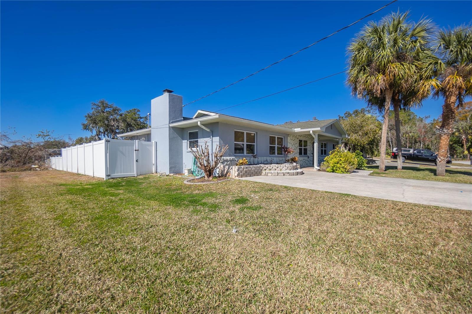 Listing photo id 30 for 3956 Timucua Point