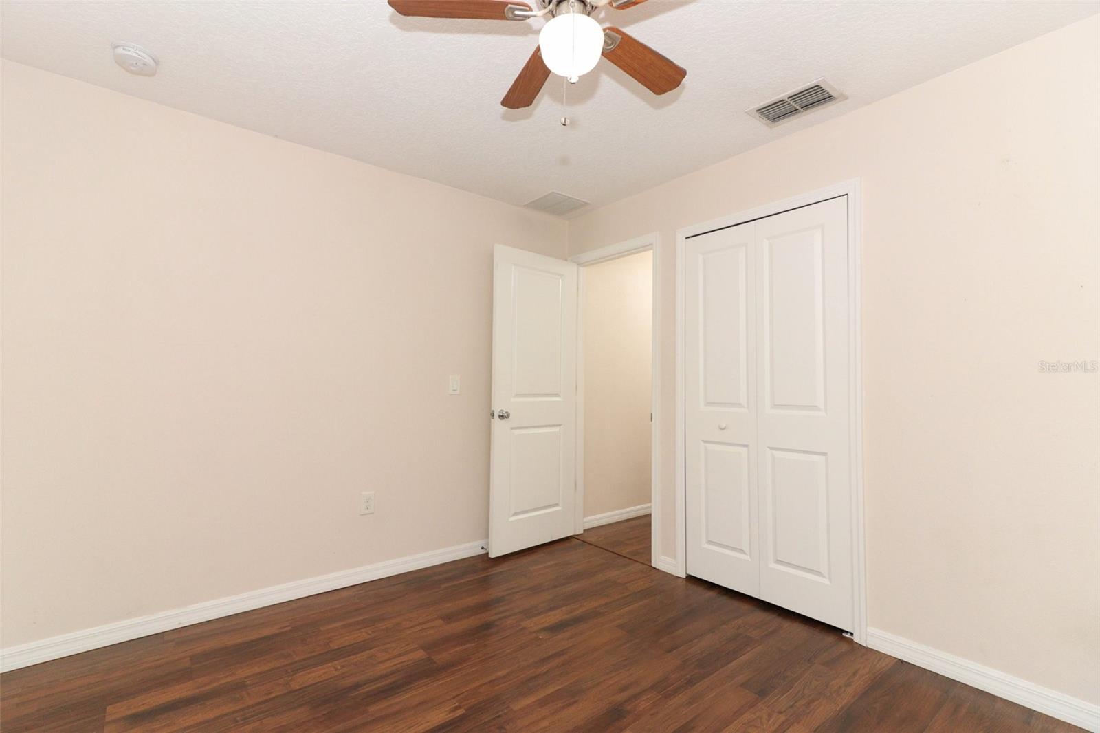 Image 36 of 37 For 1090 Parnell Court