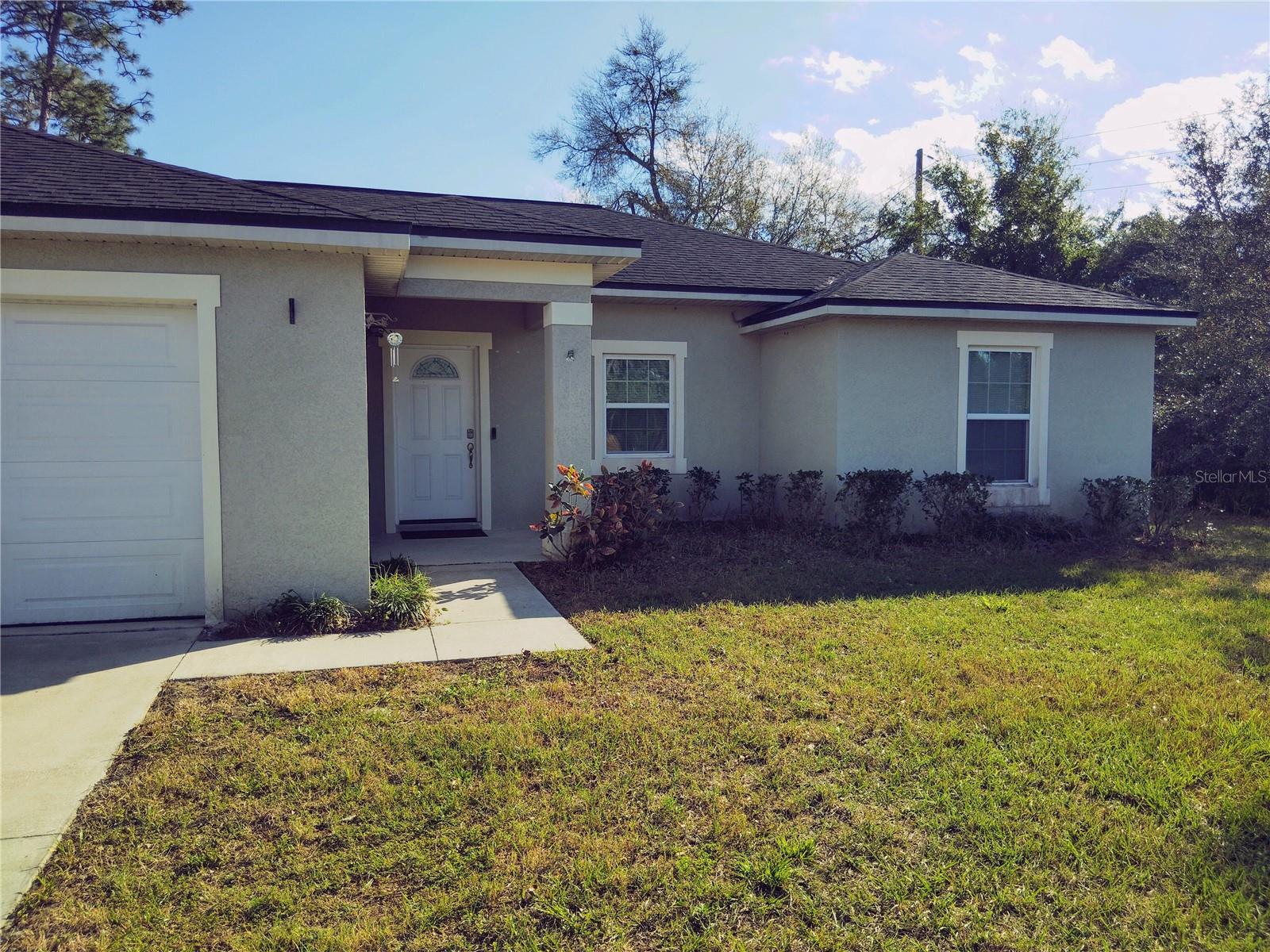 Image 4 of 37 For 1090 Parnell Court