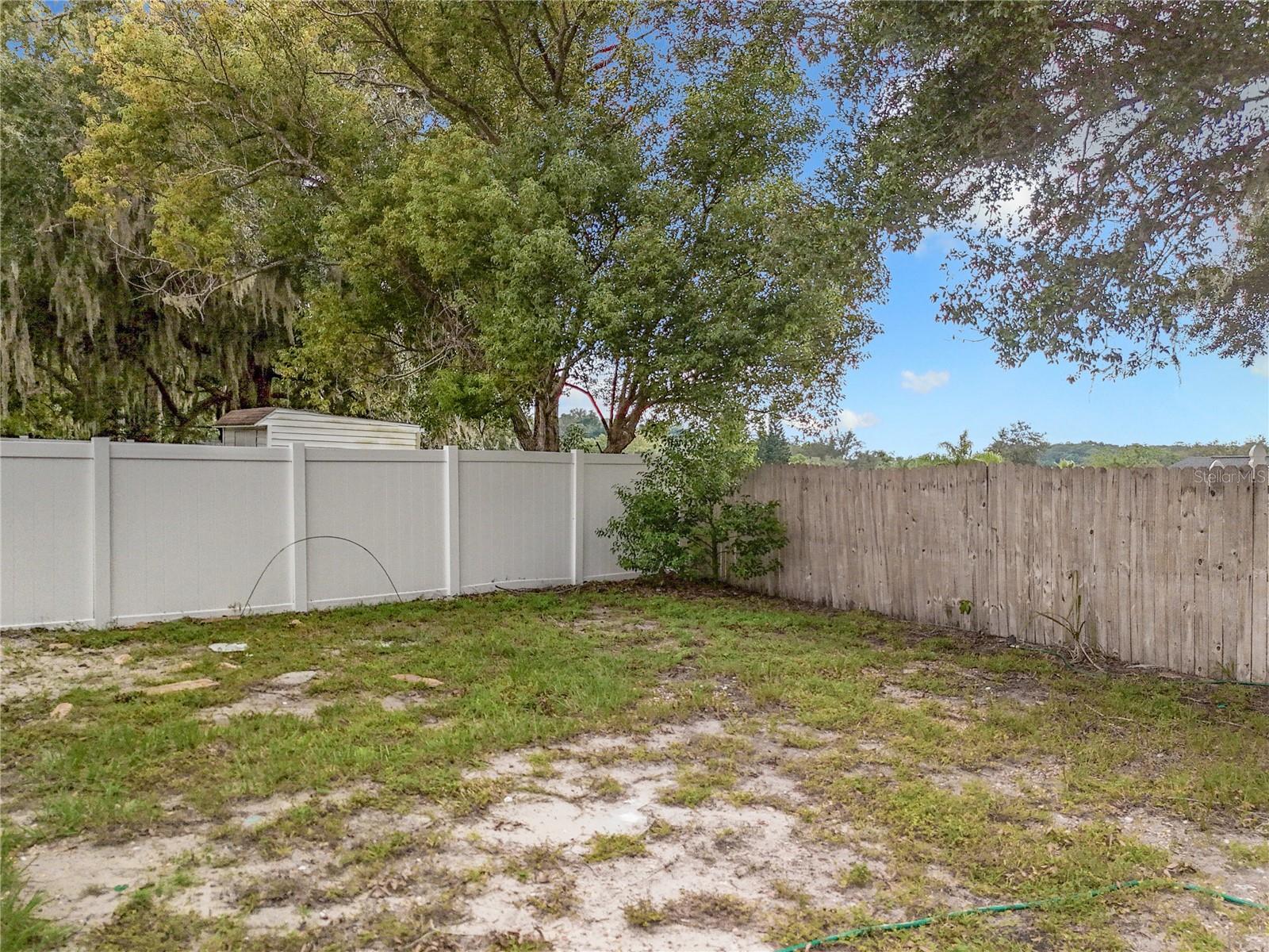 Image 45 of 48 For 1970 Larkwood Drive