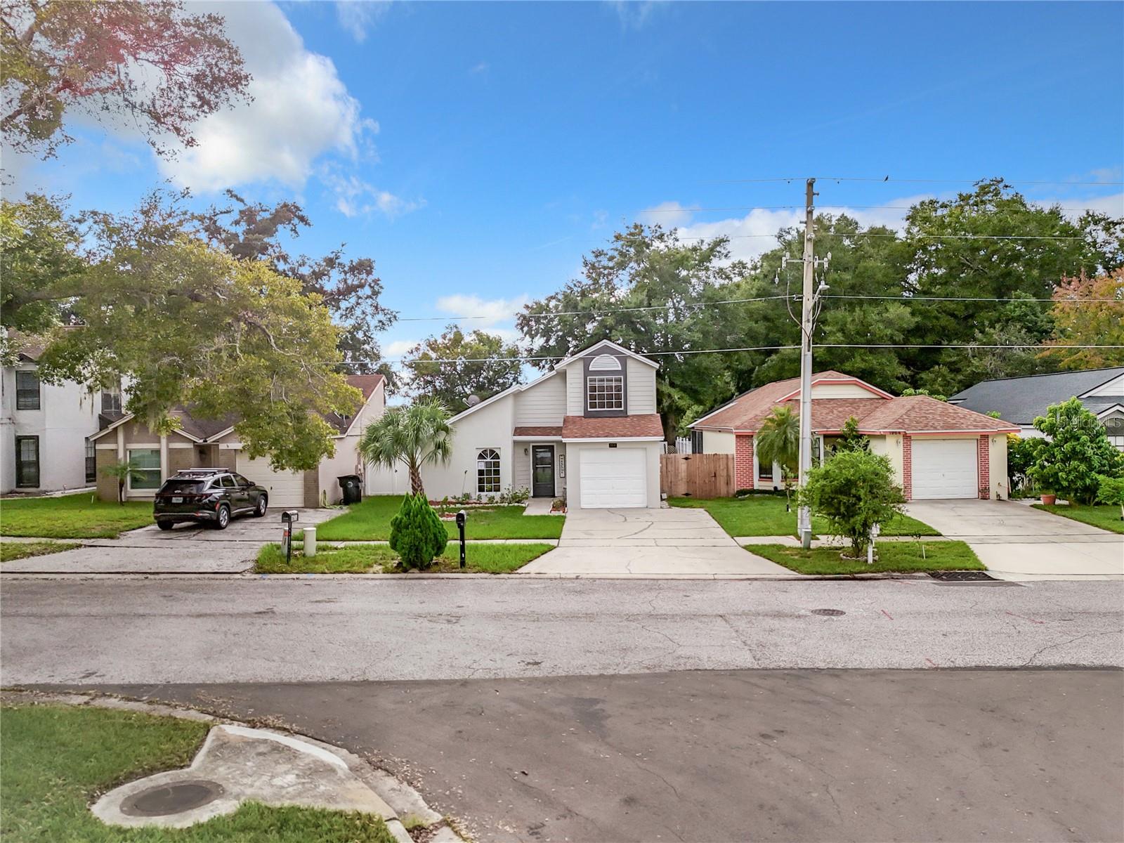 Image 8 of 48 For 1970 Larkwood Drive
