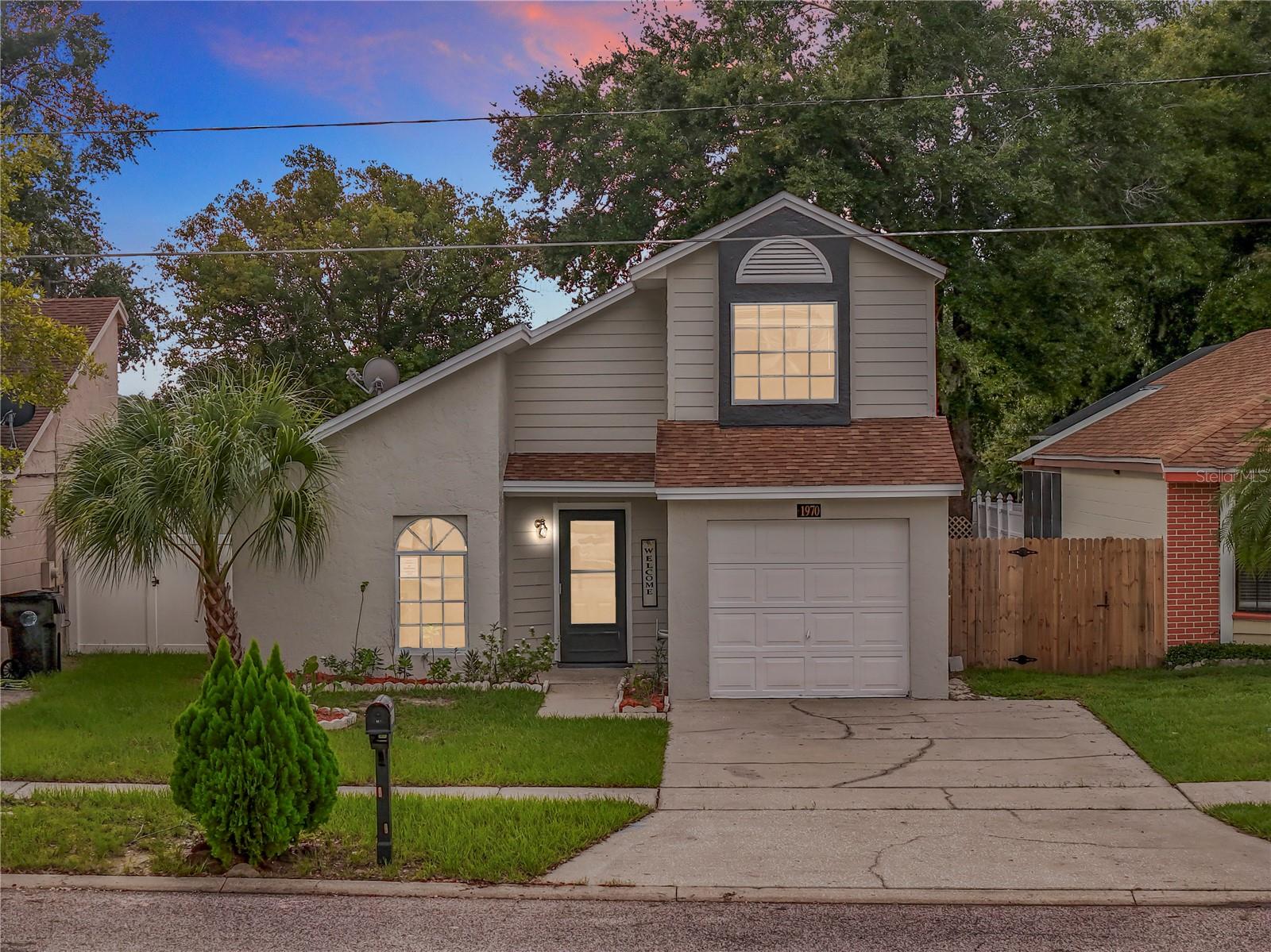 Image 9 of 48 For 1970 Larkwood Drive