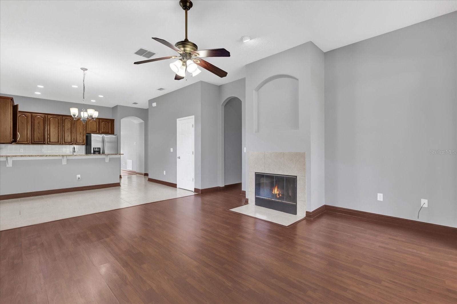 Image 4 of 35 For 1314 Chessington Circle