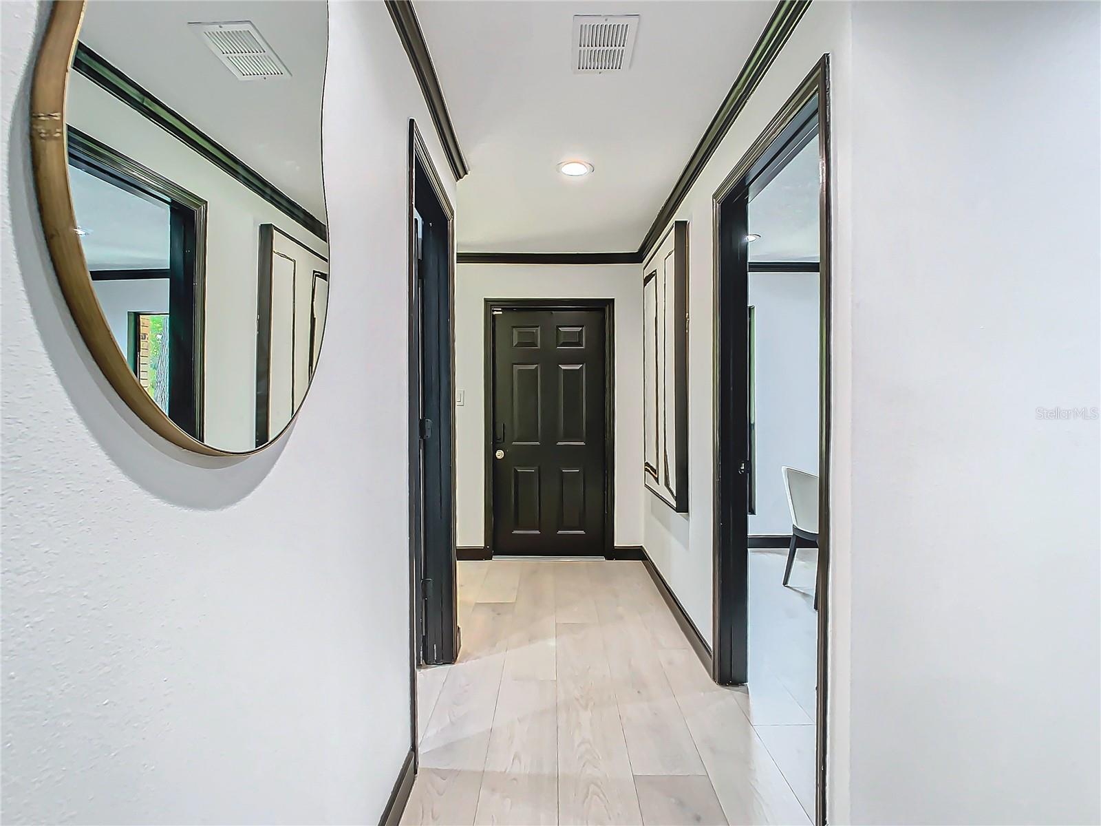Image 3 of 17 For 409 Montgomery Road 121