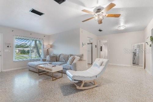 Image 6 of 41 For 1456 Helena Court