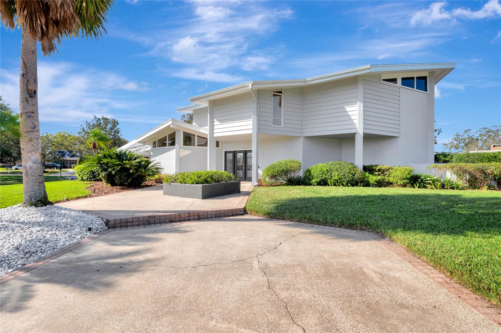 Image 2 of 59 For 8922 Bay Cove Court