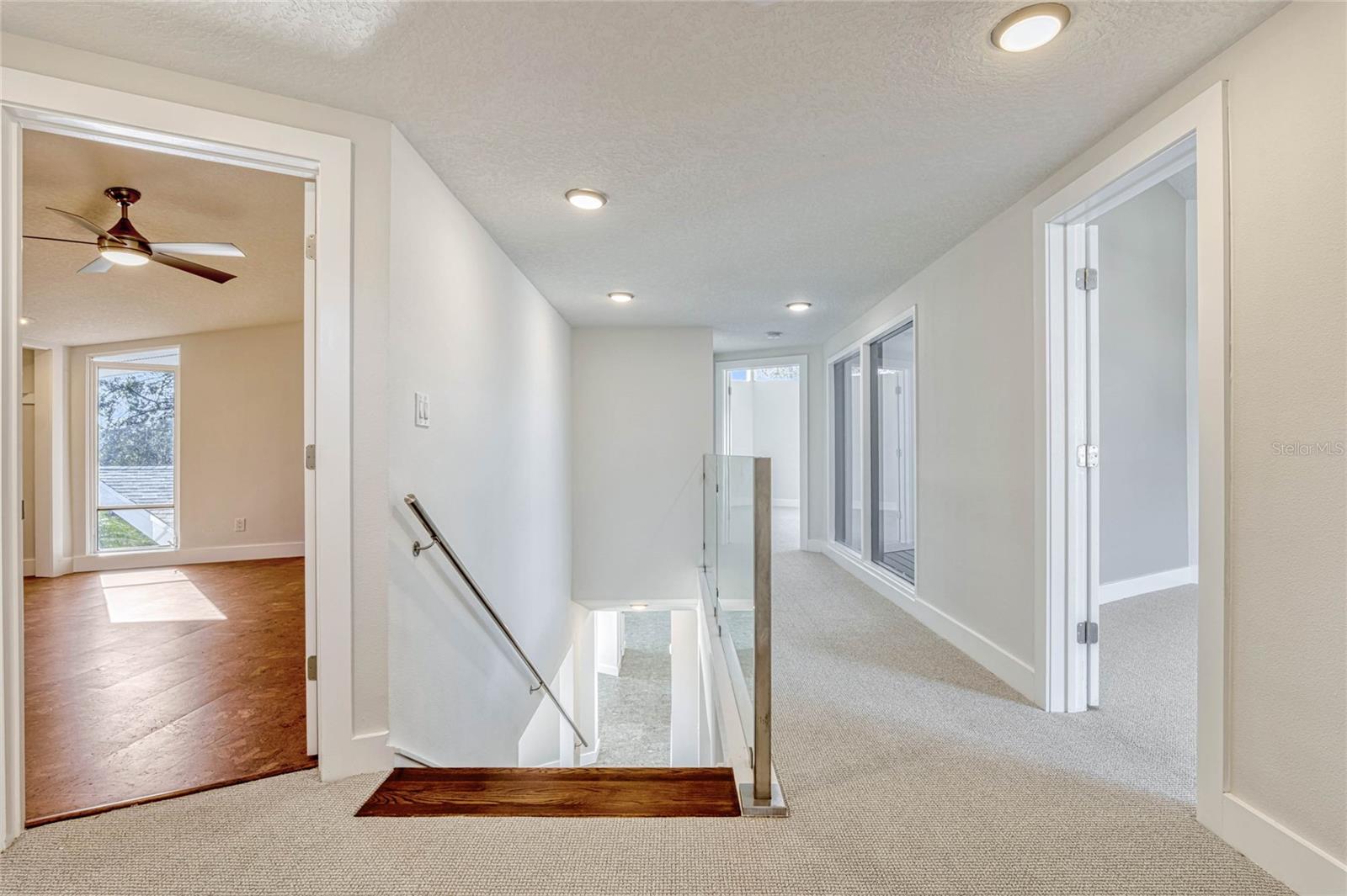Image 21 of 59 For 8922 Bay Cove Court