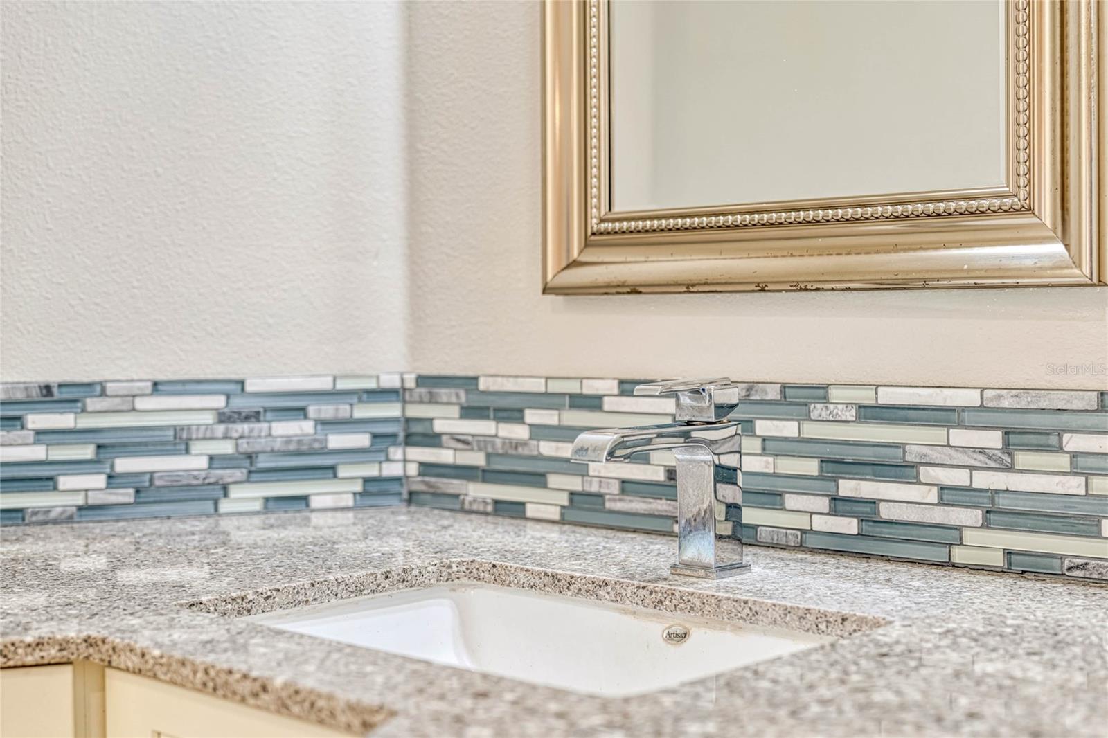 Image 35 of 59 For 8922 Bay Cove Court