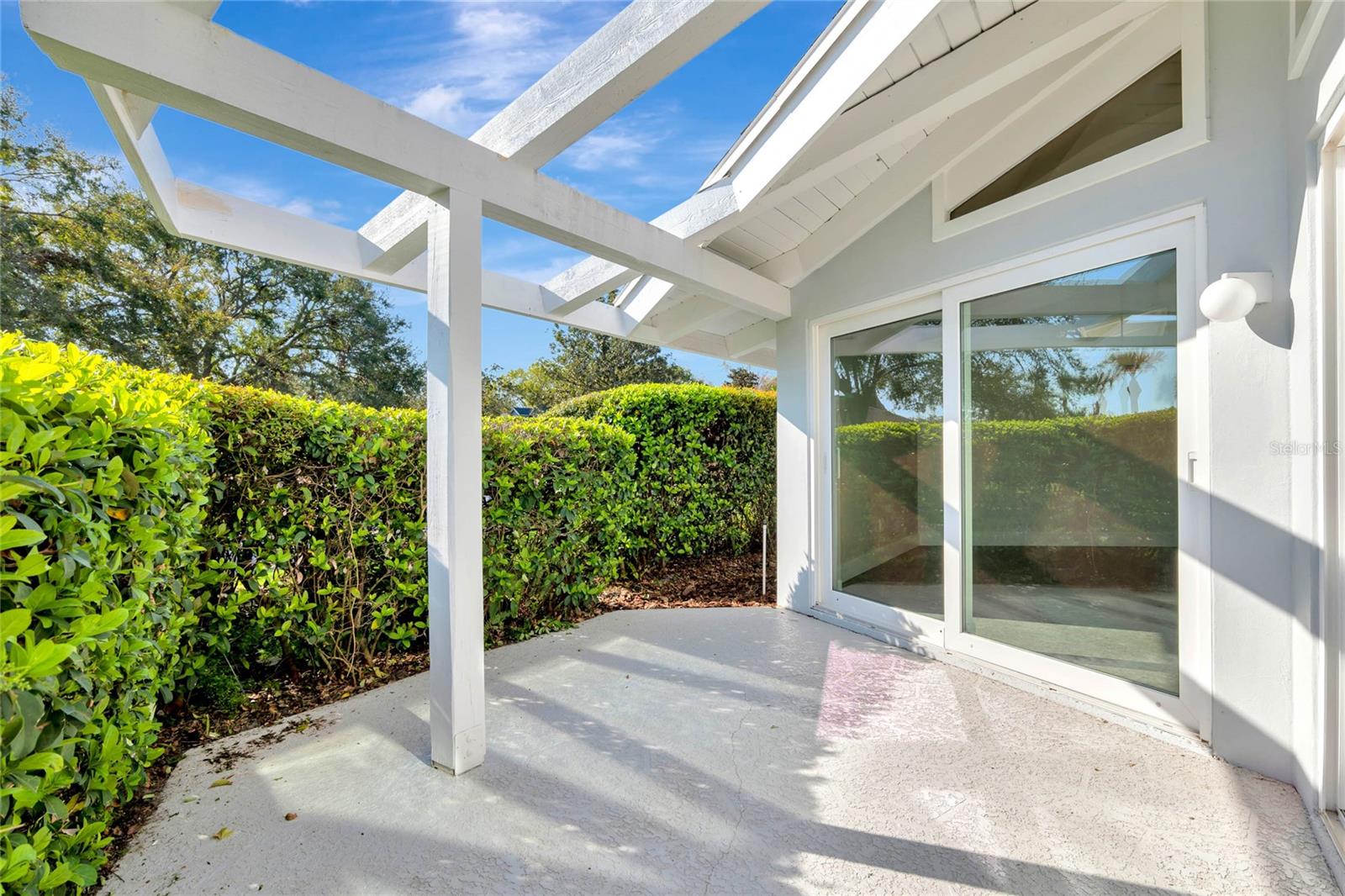 Image 40 of 59 For 8922 Bay Cove Court