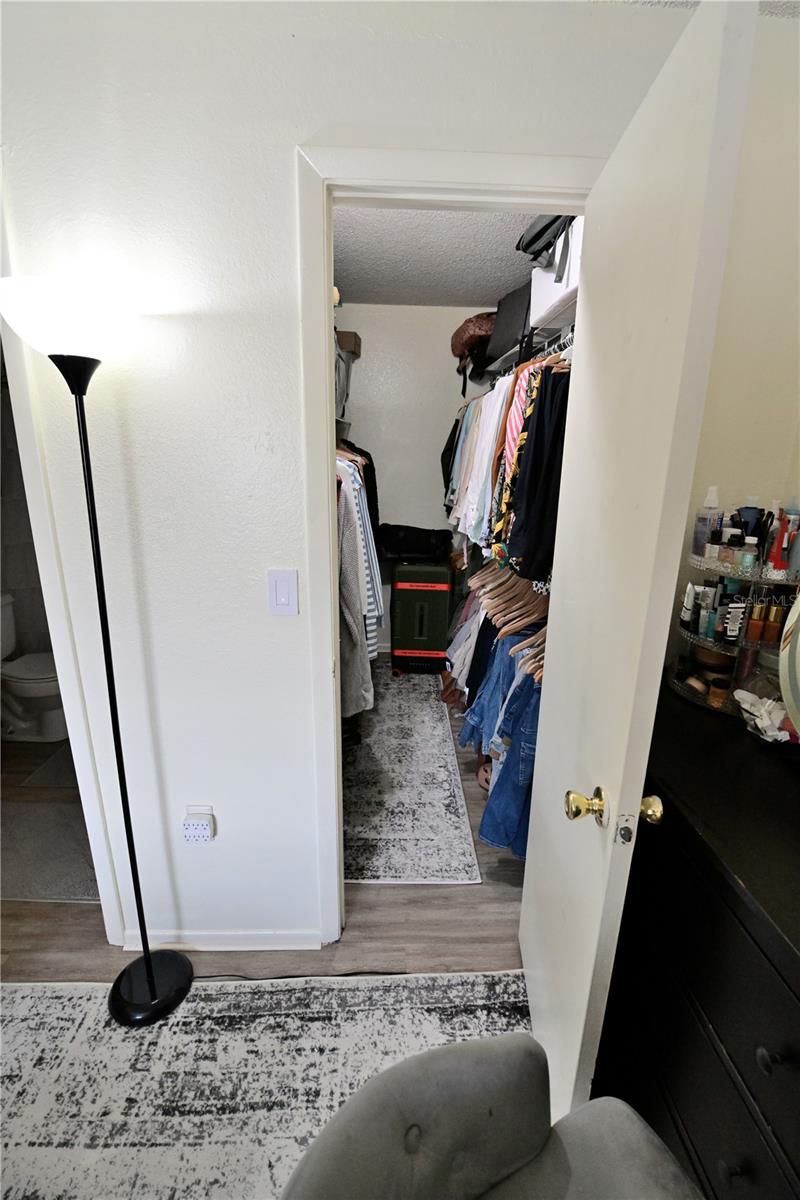 Image 20 of 25 For 974 Leeward Place 205