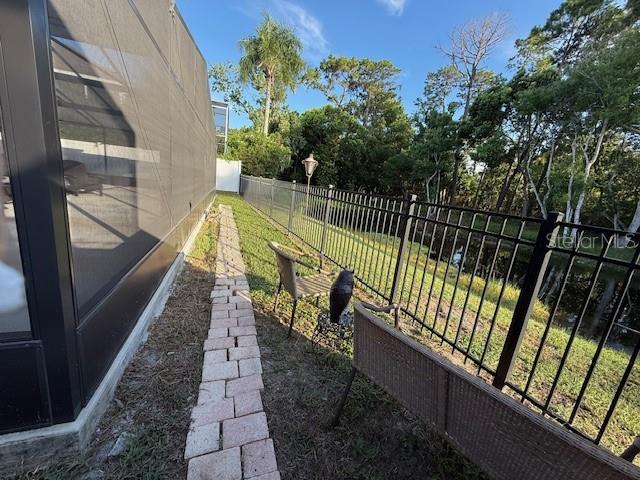 Image 29 of 40 For 322 Shadowbay Boulevard
