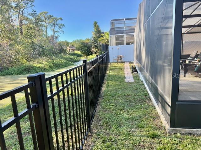 Image 30 of 40 For 322 Shadowbay Boulevard