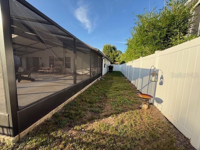 Image 33 of 40 For 322 Shadowbay Boulevard