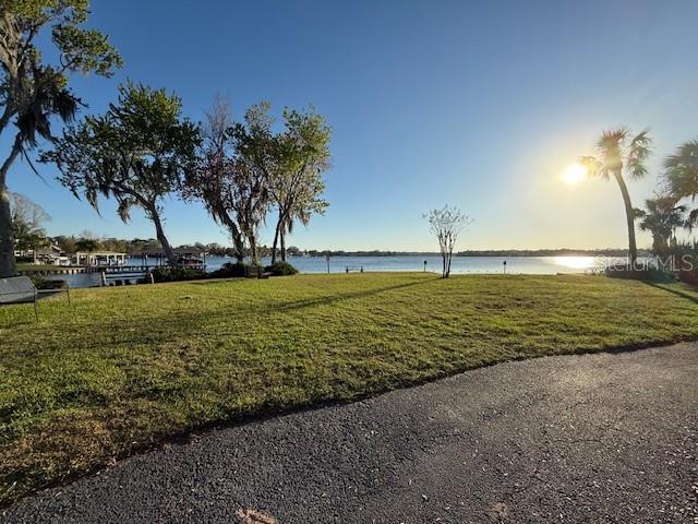 Image 39 of 40 For 322 Shadowbay Boulevard