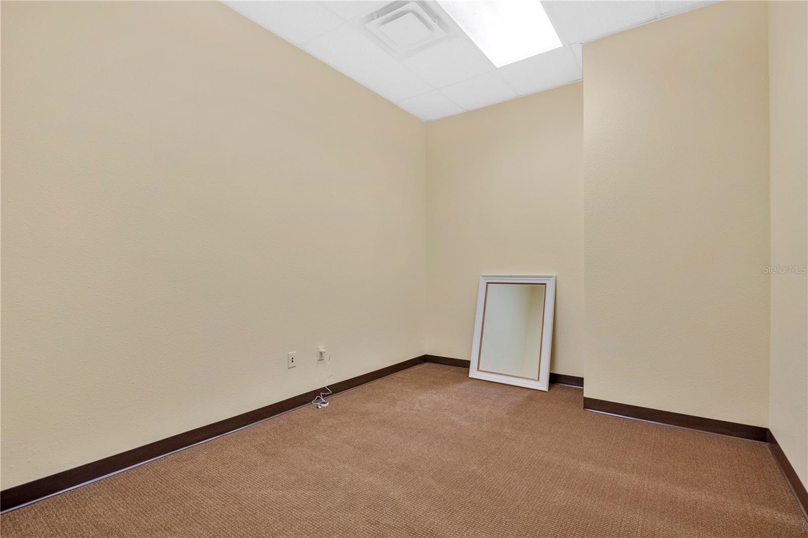 Image 11 of 53 For 6421 Pinecastle Boulevard 1