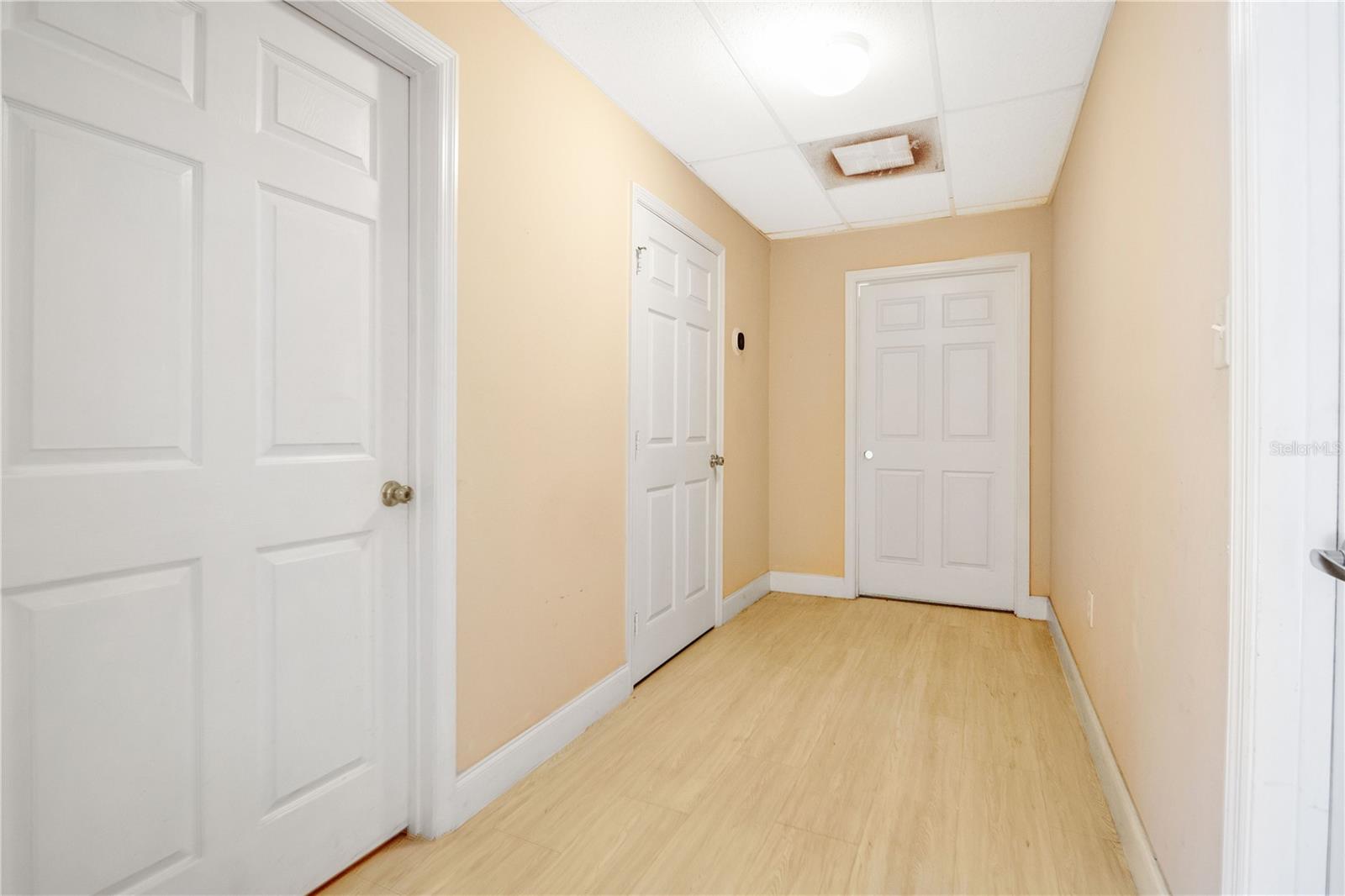 Image 42 of 53 For 6421 Pinecastle Boulevard 1