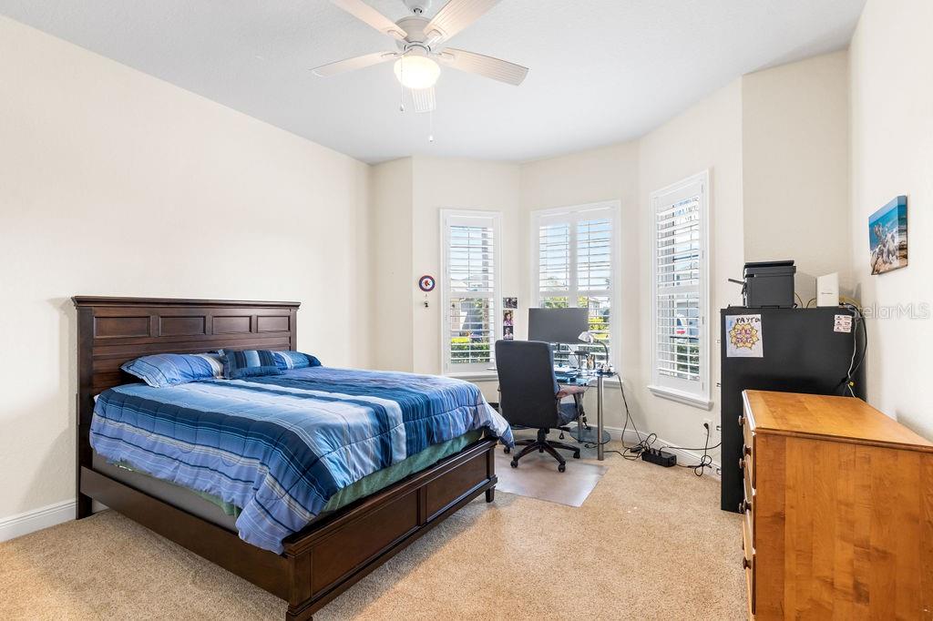 Image 21 of 33 For 10144 Lake Miona Way