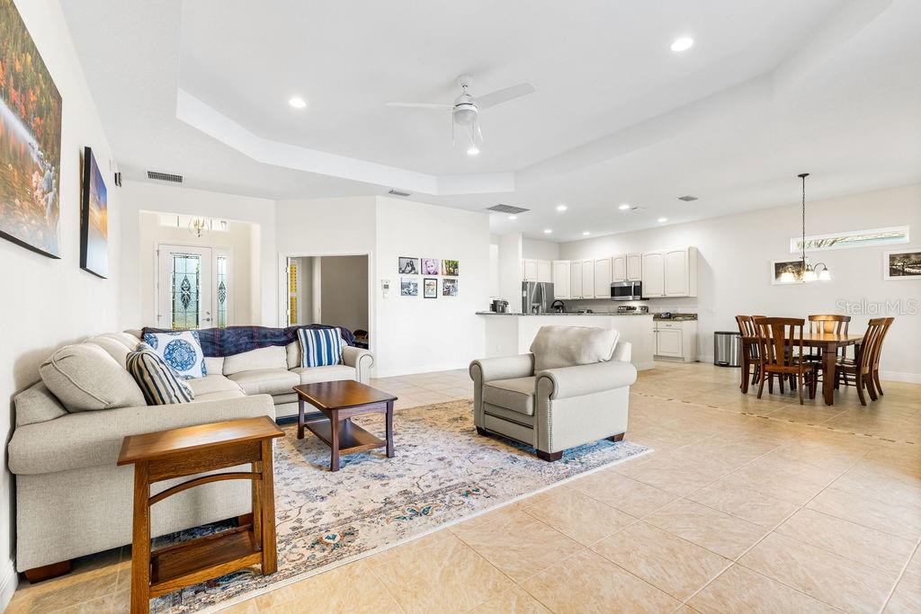 Image 3 of 33 For 10144 Lake Miona Way