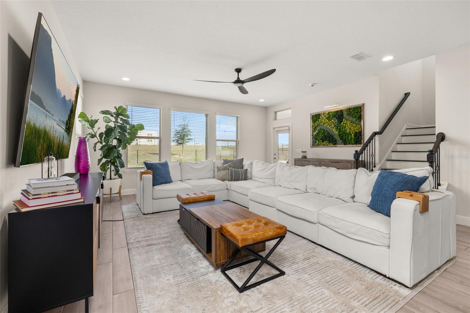 Image 18 of 86 For 18339 Oliver Twist Way