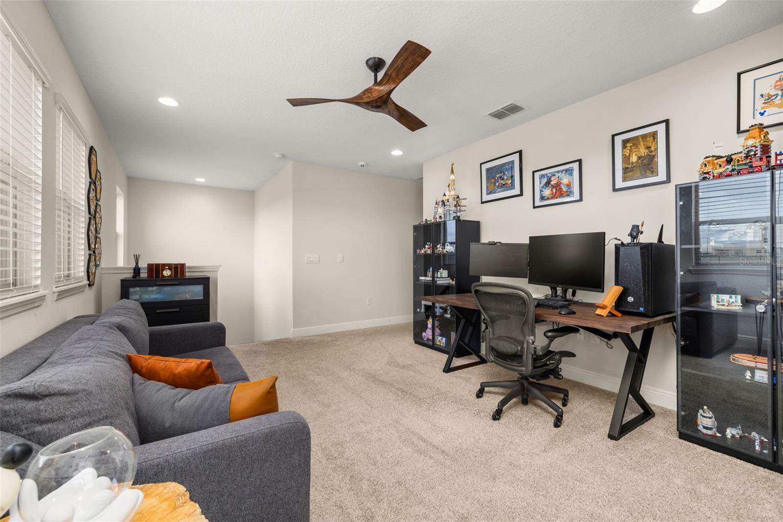 Image 30 of 86 For 18339 Oliver Twist Way