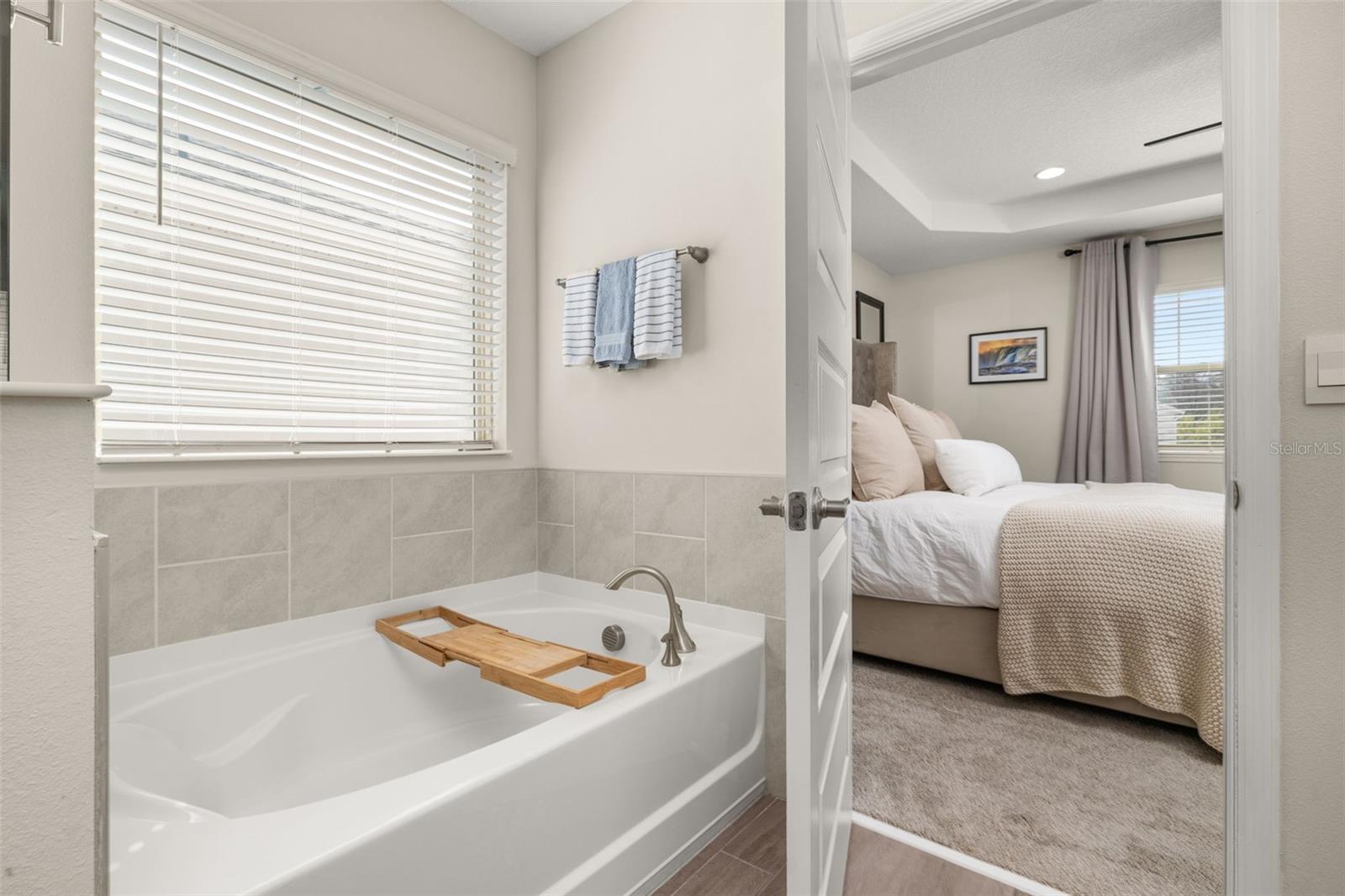 Image 37 of 86 For 18339 Oliver Twist Way