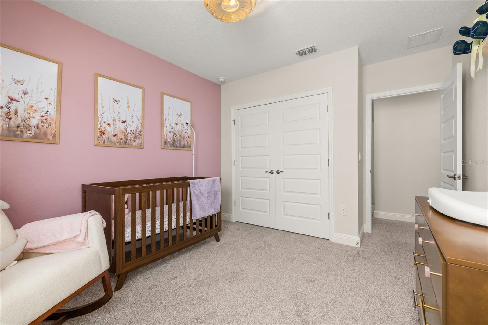 Image 43 of 86 For 18339 Oliver Twist Way