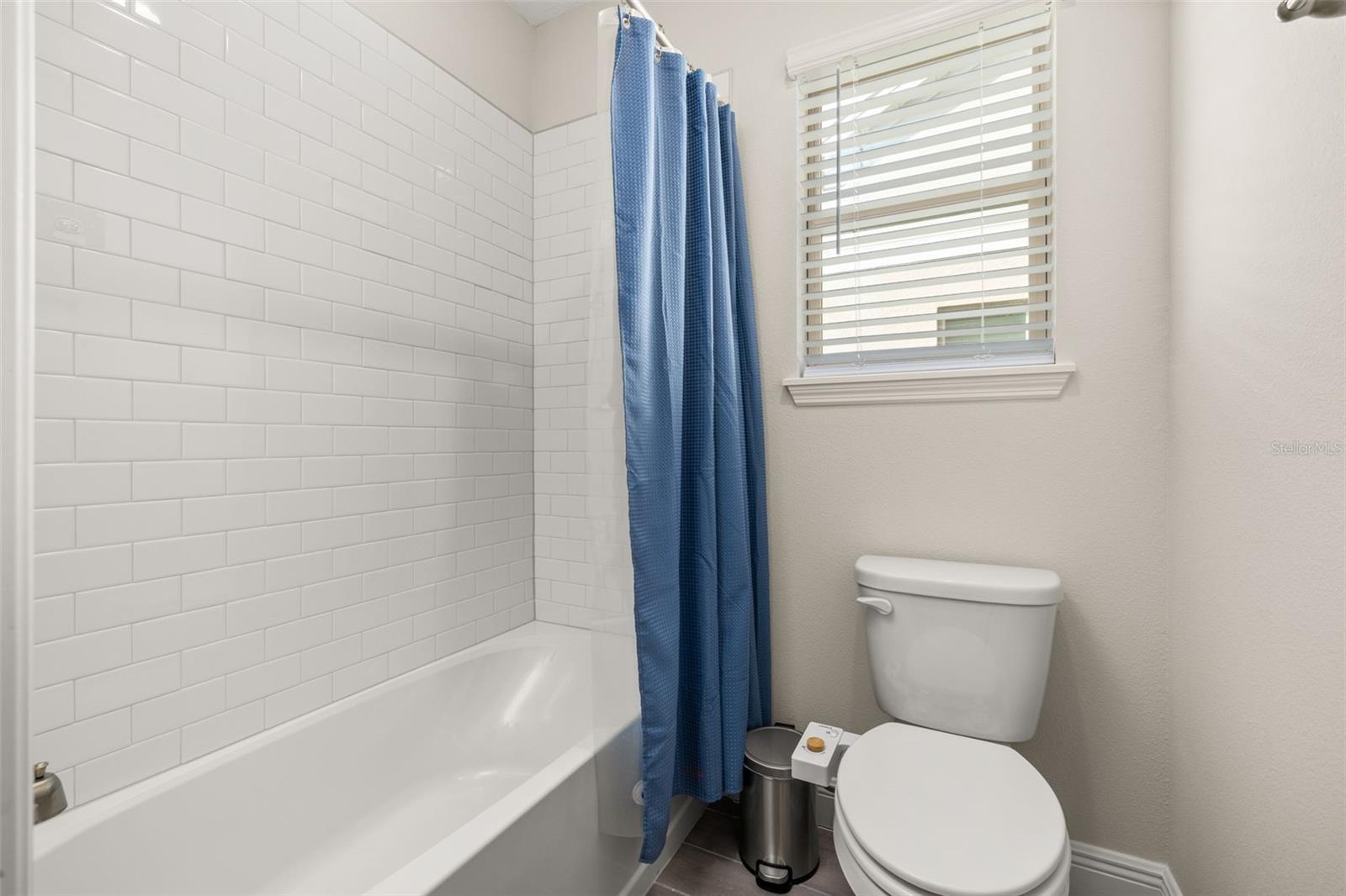 Image 45 of 86 For 18339 Oliver Twist Way